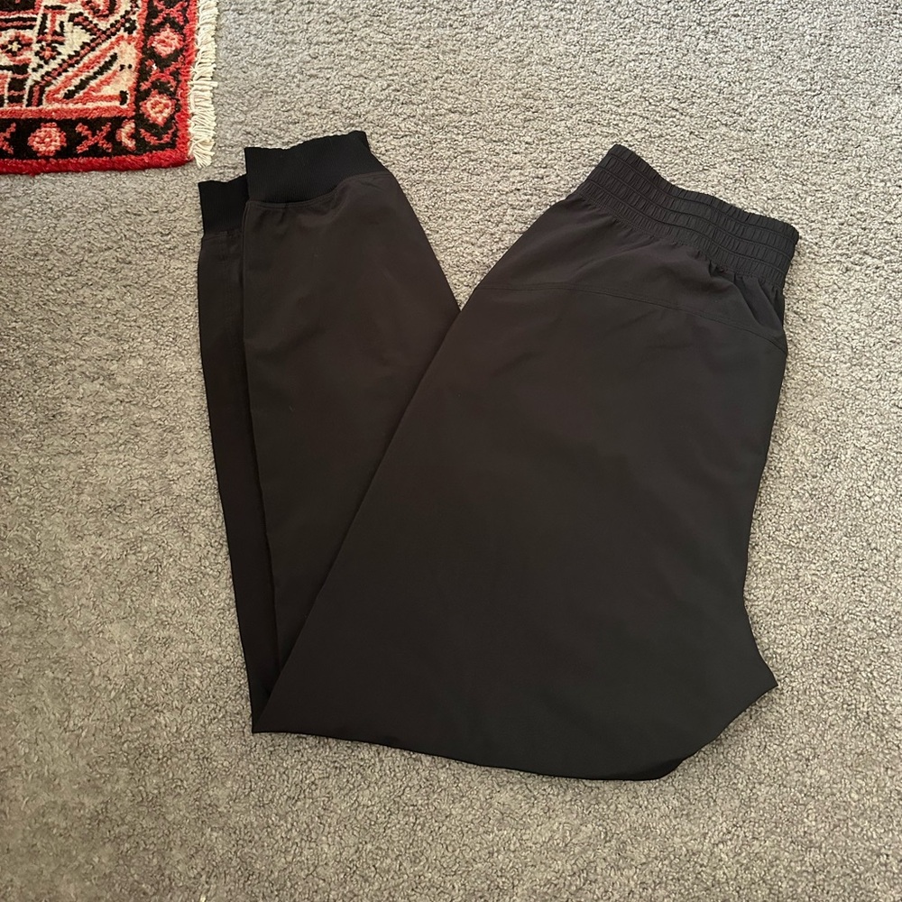 Lululemon Wanderer Jogger - Picture 7 of 7